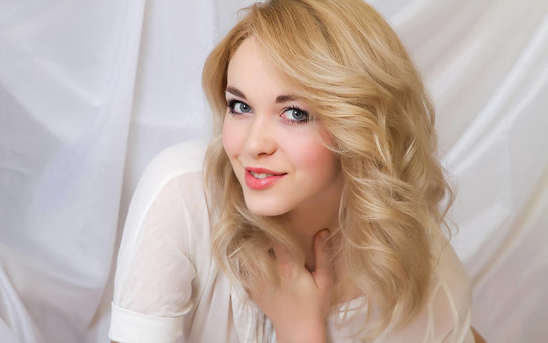 Юлия, 24